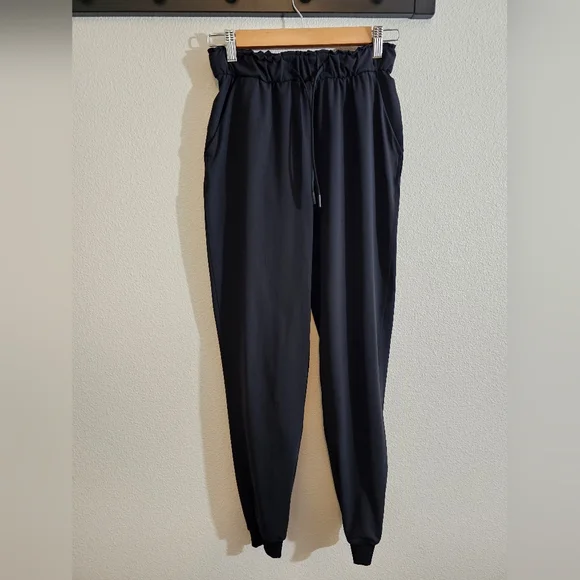 Lululemon athletica Black Full-Length Jogger - Picture 2 of 7